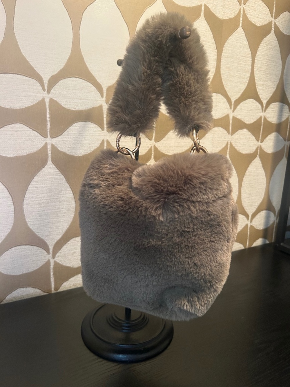 Cute & fluffy green faux fur small bag